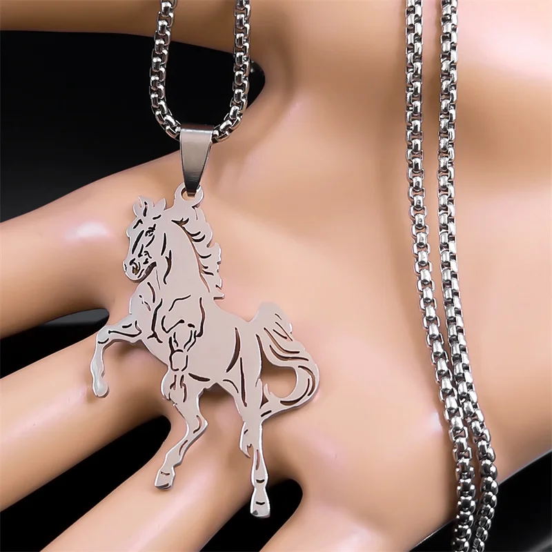 Aesthetic Horse Animal Necklace for Women Men Stainless Steel Silver Color Lucky Collar Party Wedding Gift Jewelry N3224S02