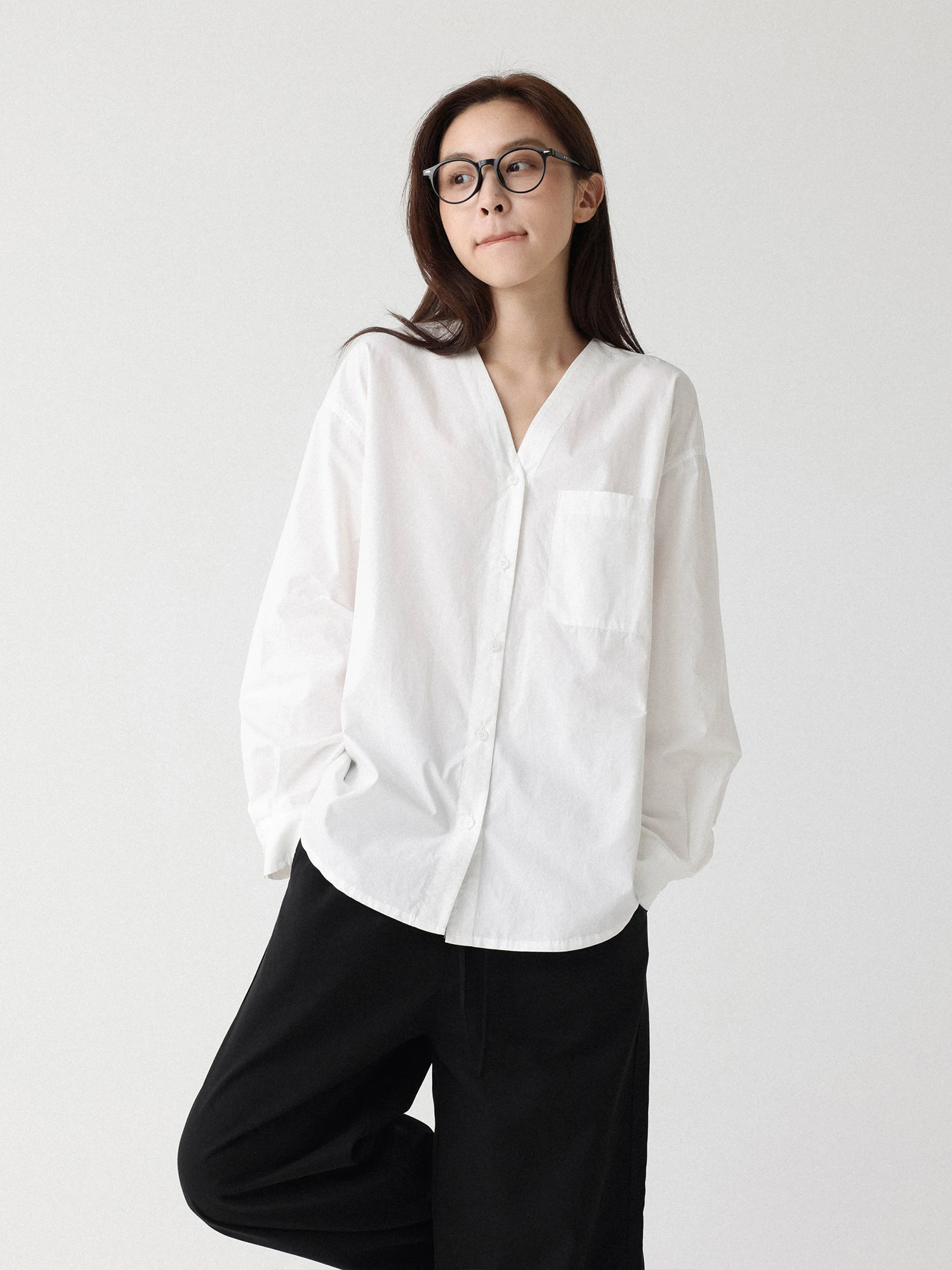

Lowcalorie Early Autumn Vneck Long Sleeve Shirt Outerwear Style Thin Jacket Women's Commute Cotton Loose Fit Shirt
