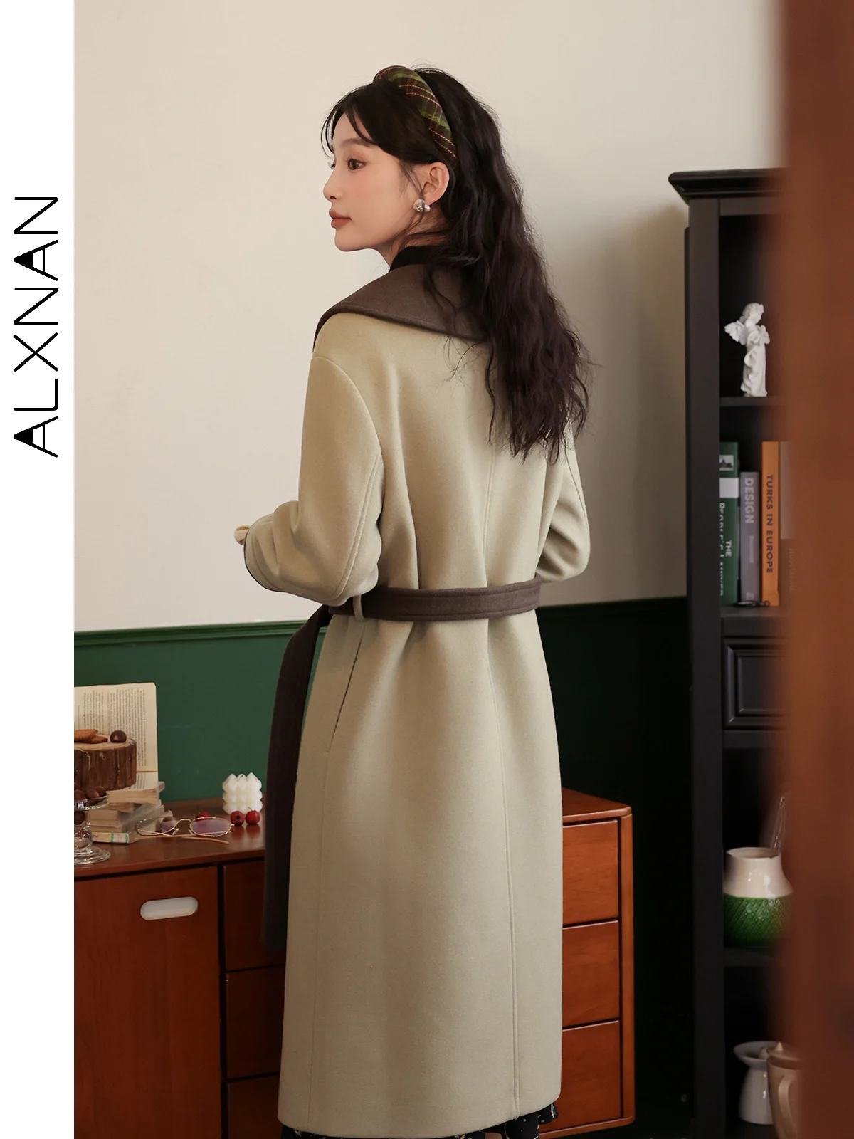 ALXNAN Women's Vintage England Woolen Coat Trendy Horn Button Lapel Neck Long Sleeve 2024 Fall Winter Single Side Coat LXN279128