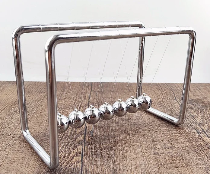 Hot Silver All Metal 7 Balls/Cradle For Office Stress Relief Desk Accessories / Pendulum Balance Table Decor Gifts