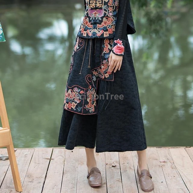 سراويل صينية واسعة الساق على الطراز العرقي لعام 2025 سراويل يوننان النسائية اليومية المطرزة بتصميم عصري أنيق سراويل مستقيمة ترفيهية #3