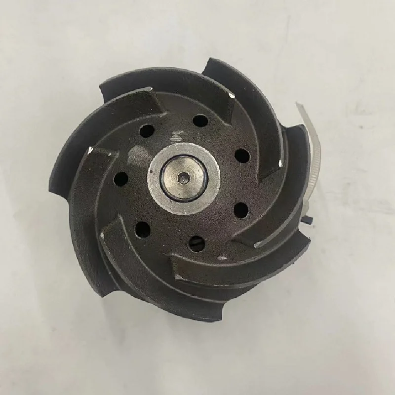 Factory Supply Low Price Water Pump RE509598 RE521502 Suit For Johnn-Deere 7200 7220 Water Pump Spare Part