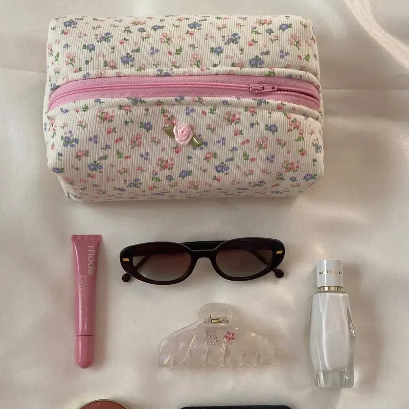 Pink Floral Large Capacity Makeup Bag Travel Toiletry Organizer Portable Cosmetic Case for Vacation Outdoor Trip Storage Pouch