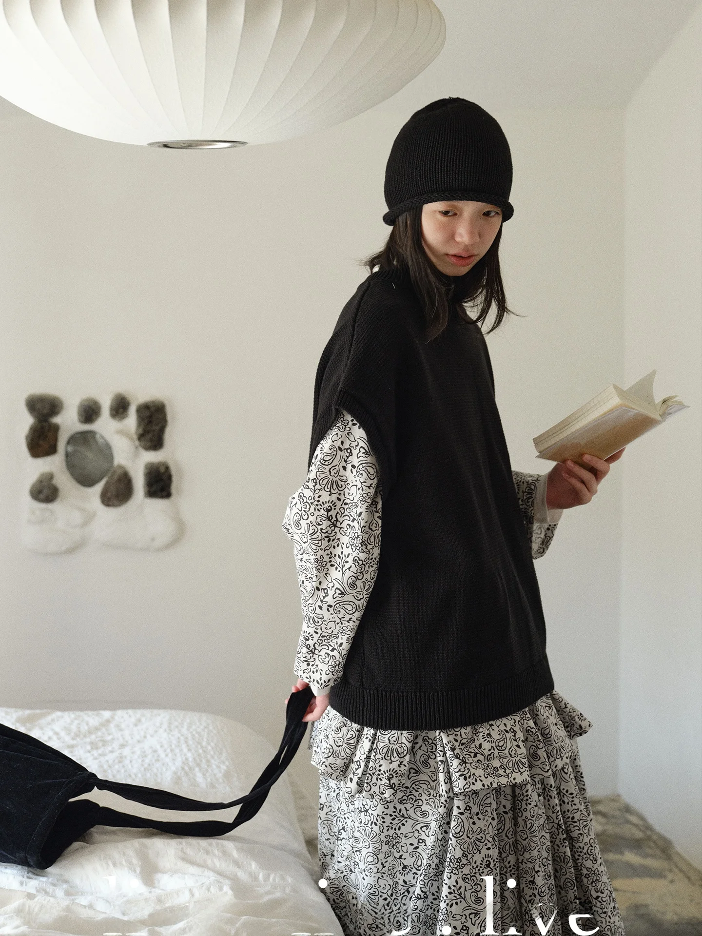 

Женский свитер London Night из хлопка, свободного кроя, с круглым вырезом, повседневный, цвет черный