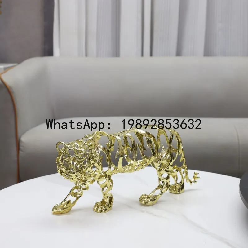 

Metal Crafts Artificial Animal Sculpture Golden Openwork Lion Horse Elephant Art and Crafts Ornaments Home Decoration