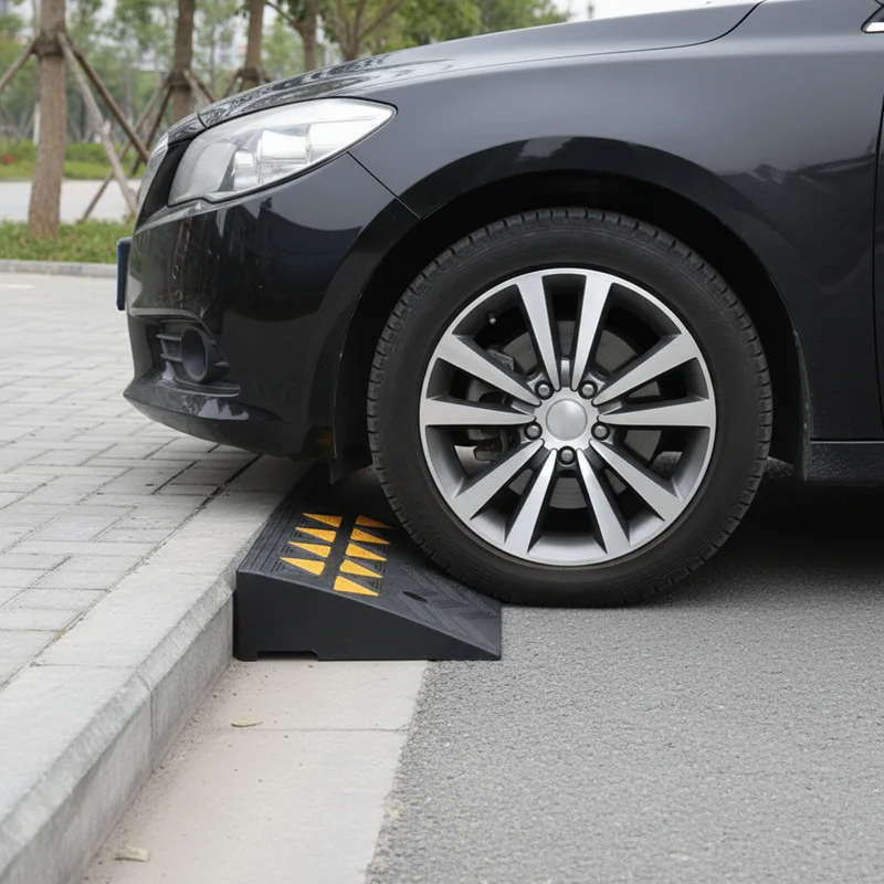 Factory Wholesale Rubber Plastic Traffic Road Threshold Portable Driveway Safety Kerb Rubber Curb Ramp