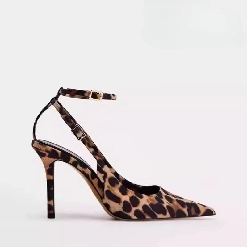 2025 New sexy temperament senior sense fine heel sandals pointed satin leopard print high heels