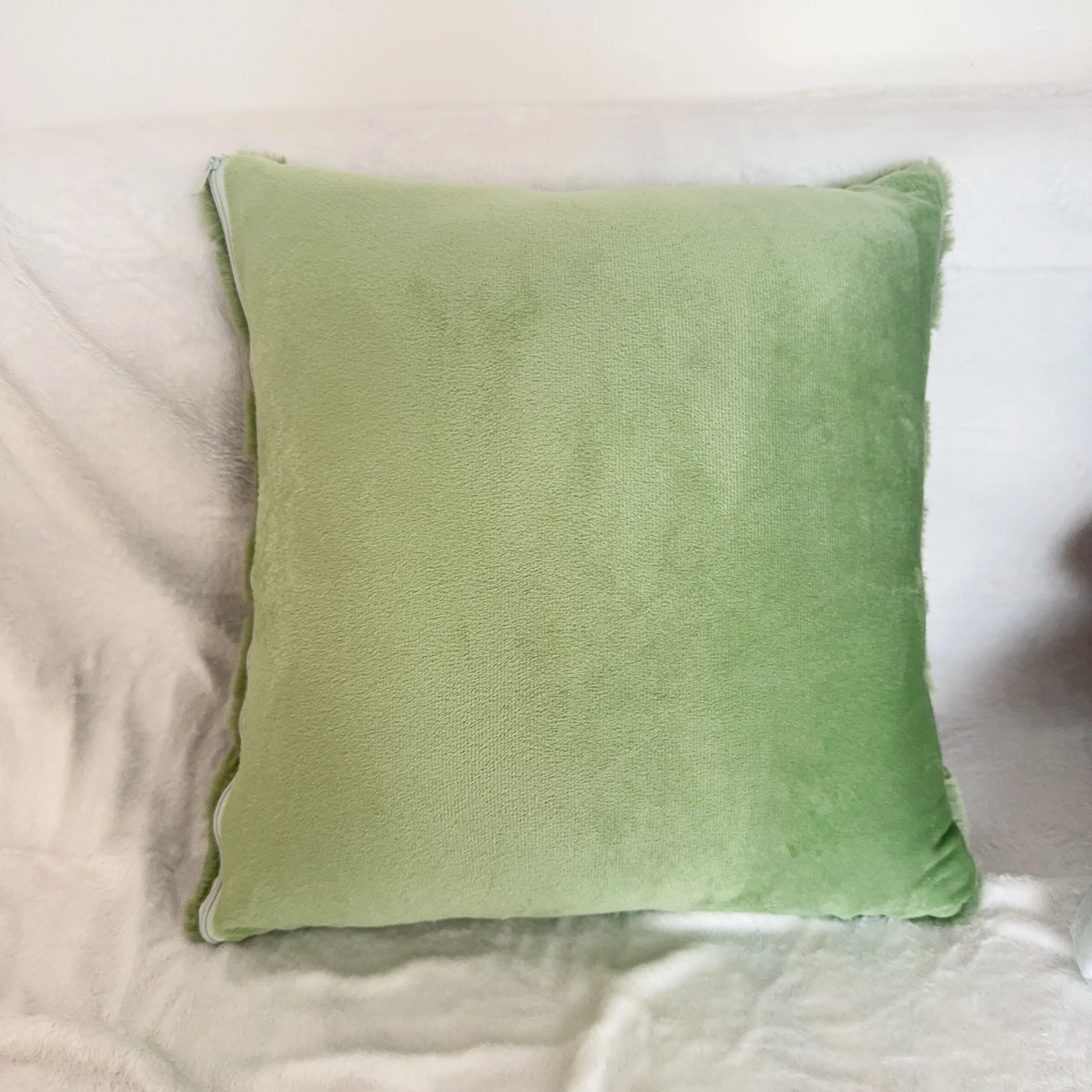 2pcs Comfortable and Soft Plush Decorative Throw Pillow Covers. Suitable for Various Occasions Such as Home Decoration