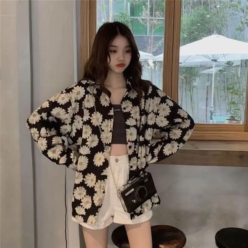 Daisy Print Women's 2023 Shirt Spring and Autumn New Korean Cardigan Version Retro Loose Slimming Long Sleeves All-match Blouses