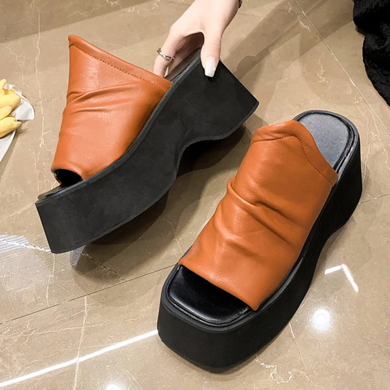 Summer Women Slippers 8CM Platform Non-Slip Sandals Wedges Shoe Outdoor Clogs Fashion Design Beach Vacation Slipper Casual Shoes