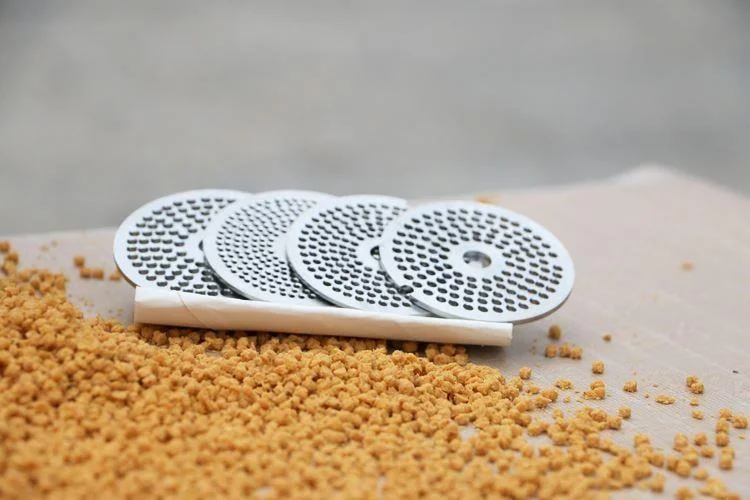 آلة تغذية الحيوانات الصغيرة بيليه الطارد طعام الدجاج صنع خنزير الأسماك آلة تغذية الماشية Pelletizer HJ-M20