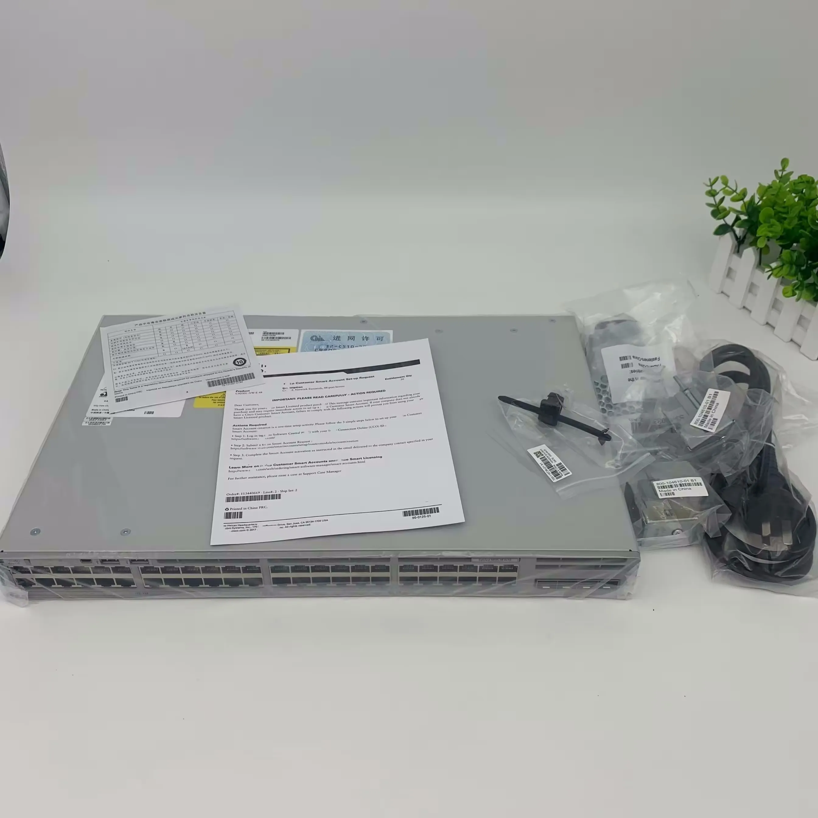 Cisco C9300l-48p-4x-e محول الشبكة 9300 Series 48 Port Poe + 4x10g Uplinks Network Switch C9300l-48p-4x-e