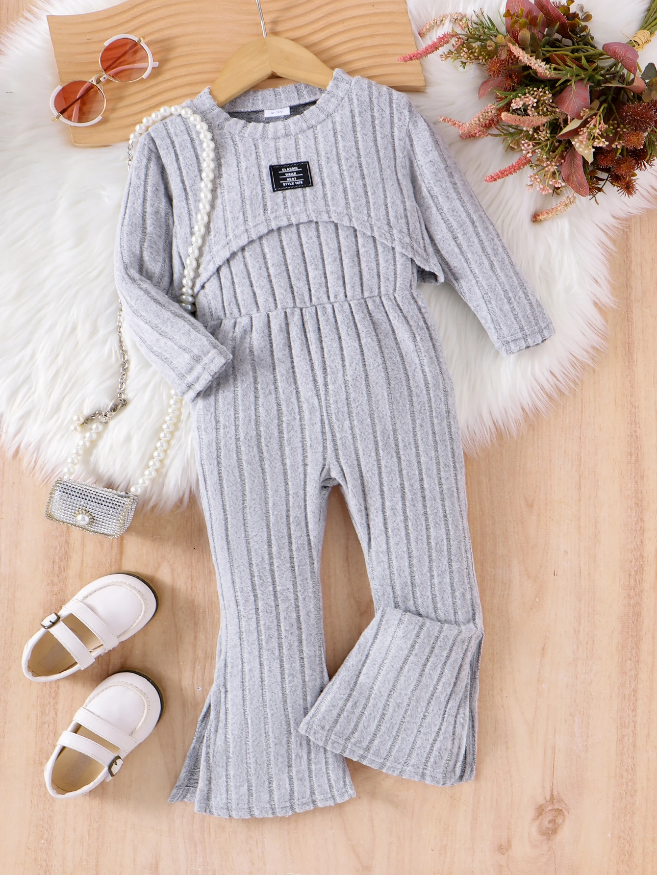 2PCS Autumn New Style For Girls Aged 2-7 Years Old, Comfortable Trendy And Fashionable Round-Neck Long-Sleeve Top + Jumpsuit