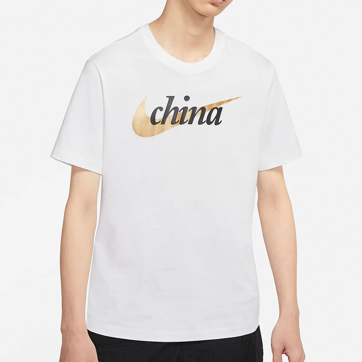 

Мужская дышащая футболка Nike Authentic с круглым вырезом и короткими рукавами для спорта и отдыха DM3548-100