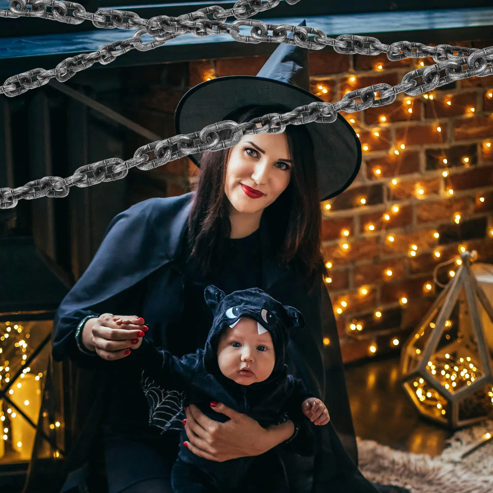 2mのリアルなハロウィンシミュレーションプラスチックチェーンデコレーション、パーティー、お化け屋敷、フェスティバル、家の装飾、バリアプロップ、コスチューム用