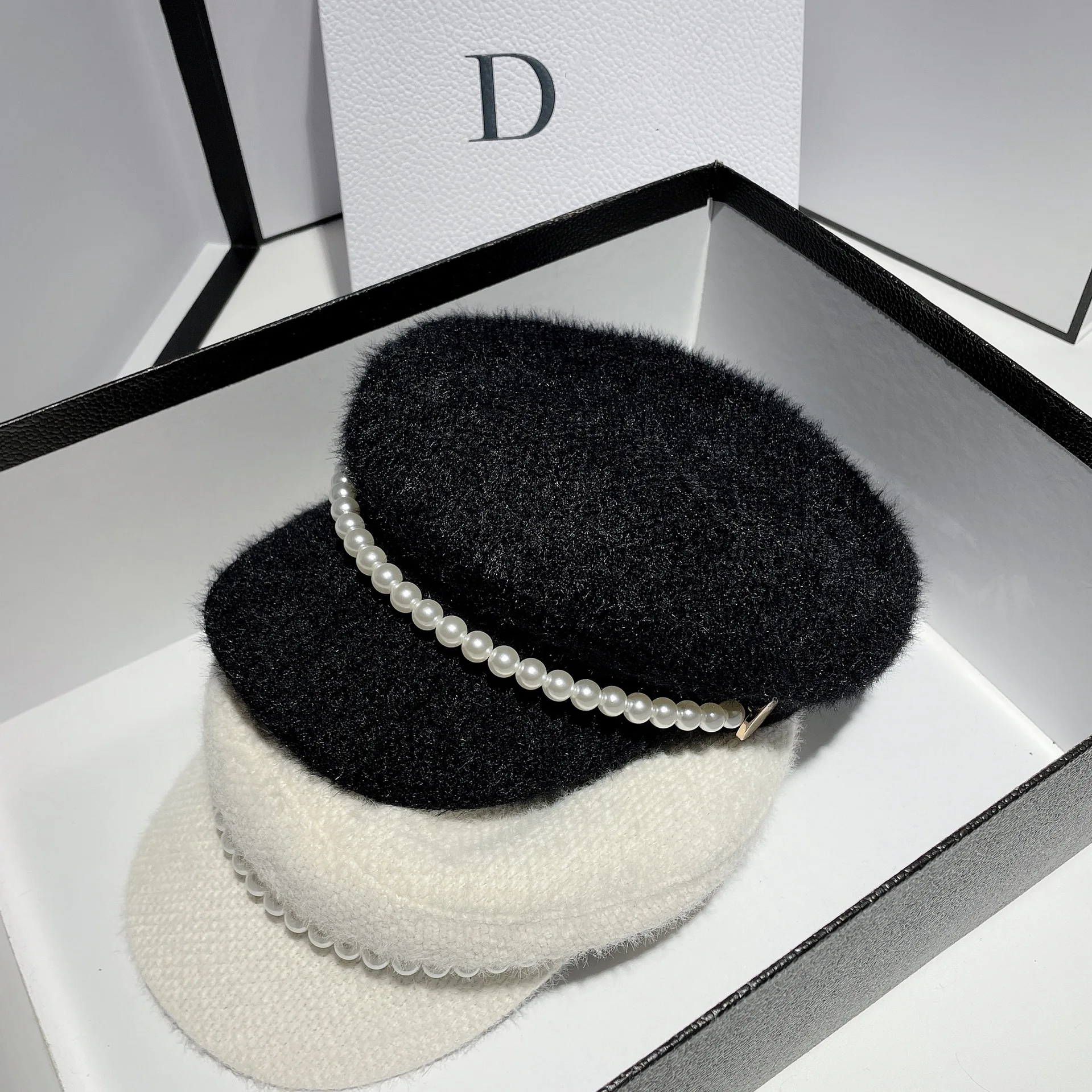 

Trendy Kids Mink Hair Navy Winter Hat - Soft Plush Pearl Cap Warm Fashion Casual Outdoor Beanie for Autumn & Cold Days