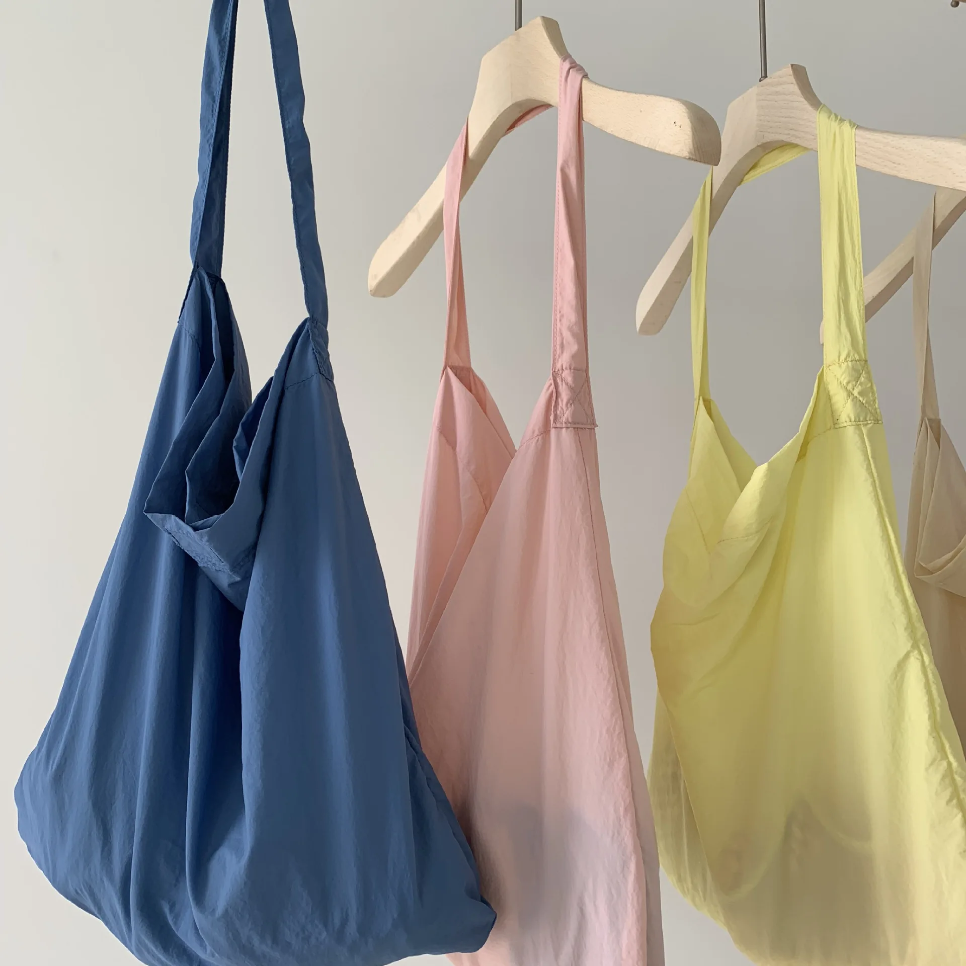 

Summer Canvas Shoulder Tote Bag for Girl Large Capacity Shopping Bag Korea Ins Eco Handbag Thin Cotton Cloth Grocery Shopper Bag