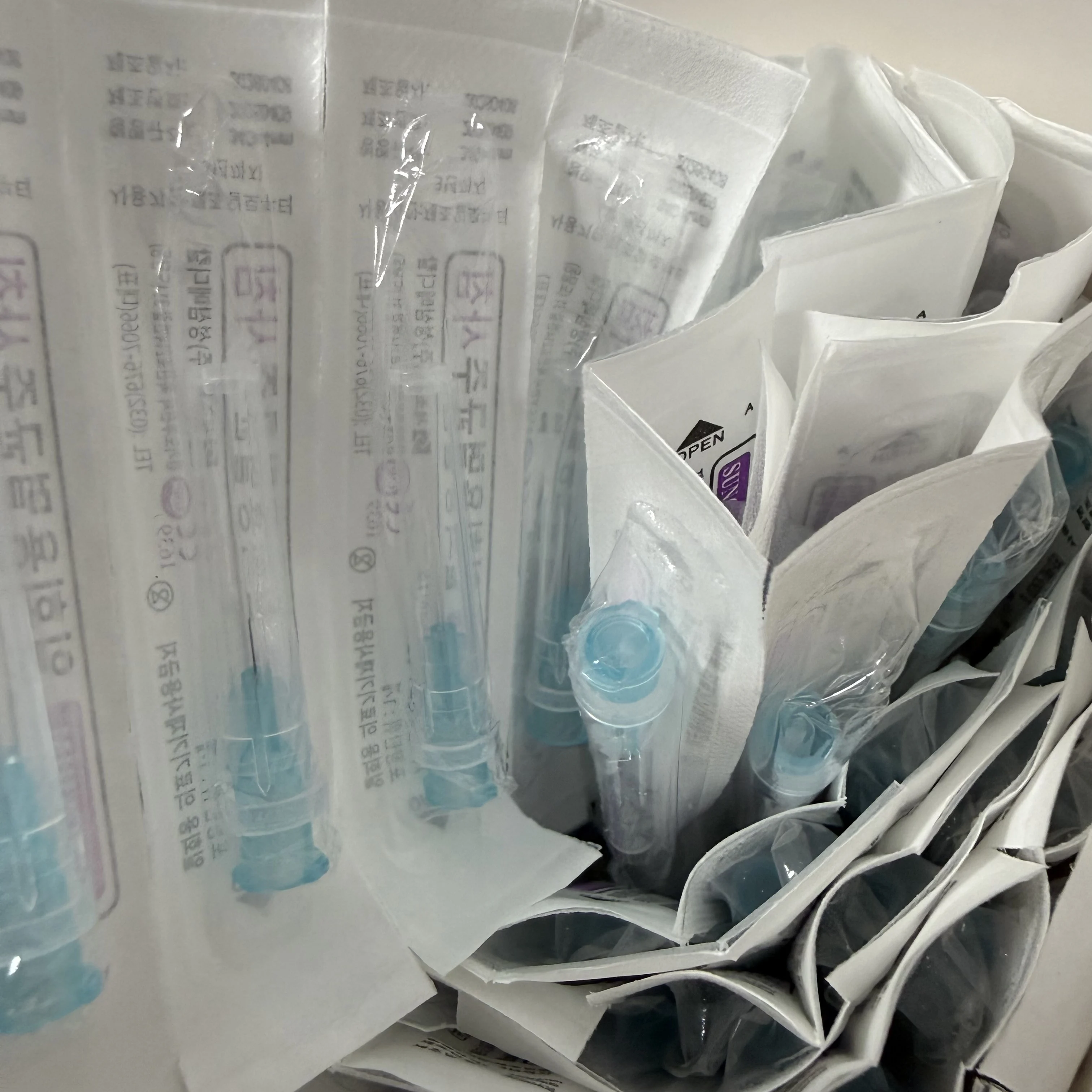 100pcs/Box Korean 30g31g32g33g34g Tiny Sharp 2.5/4/6/8/13 Needles Bulk Sale Meso Needle Factory Wholesale Skin Medical Use