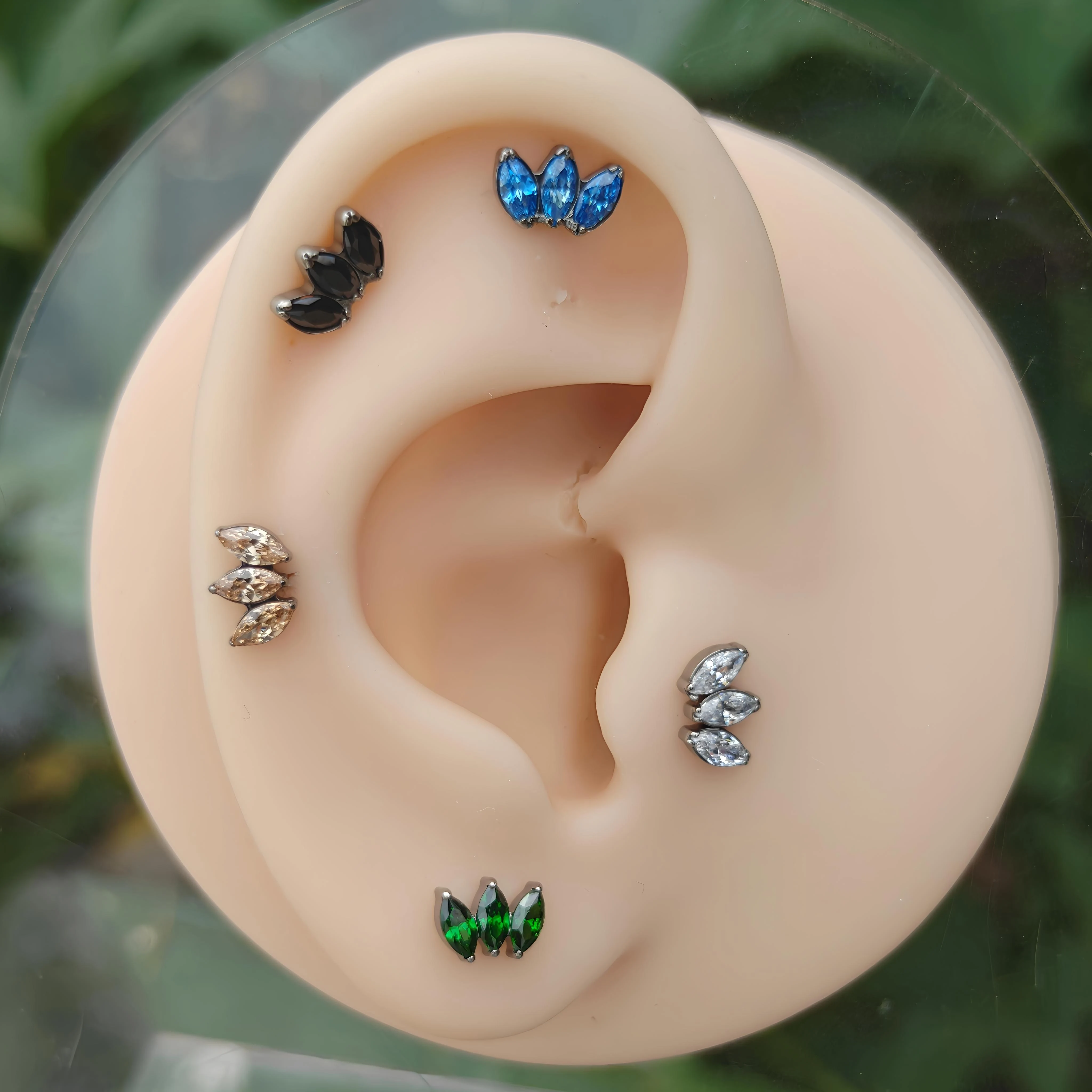 Internally Threaded Flat Back Labret Stud Marquise CZ Cluster Cartilage Earring Multi‑Color For Helix Tragus Conch Lobe Body Pie