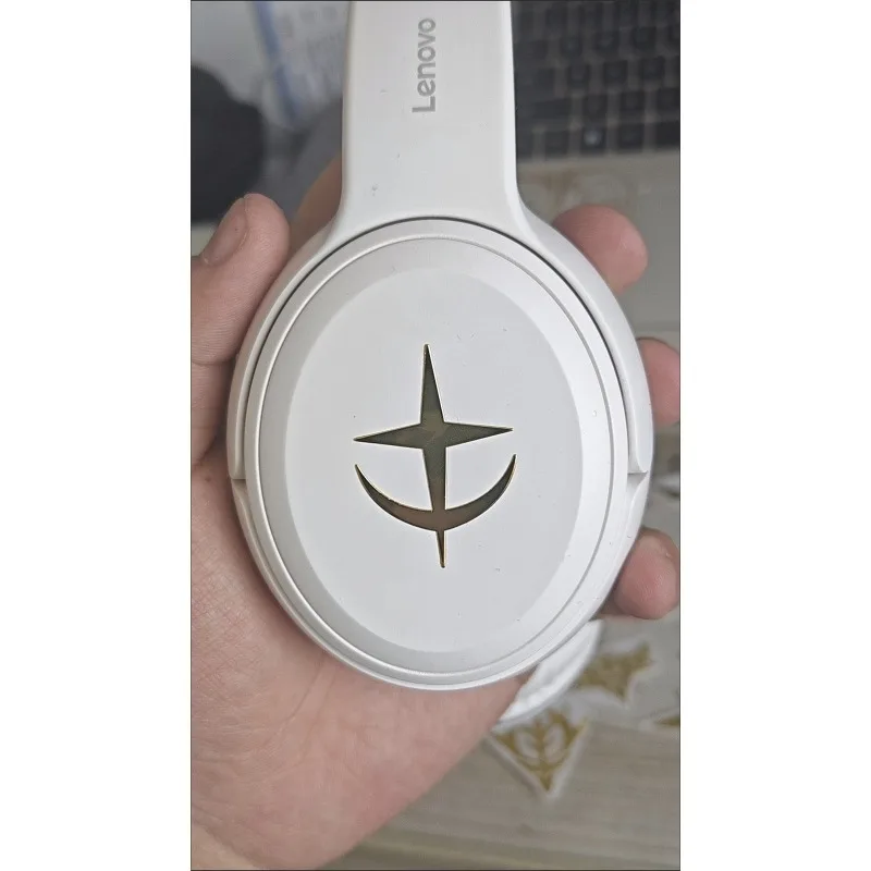 새로운 건담 금속 스티커 애니메이션 액션 피규어 만화 방수 낙서 스티커 전화 및 노트북 자동차 장식 크리스마스 선물