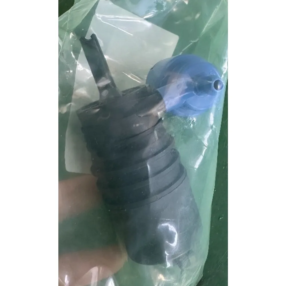 Accessories for SsangYong Kyron Actyon Rexton Windshield Wipers Watering Can Motor Brand New Auto Parts