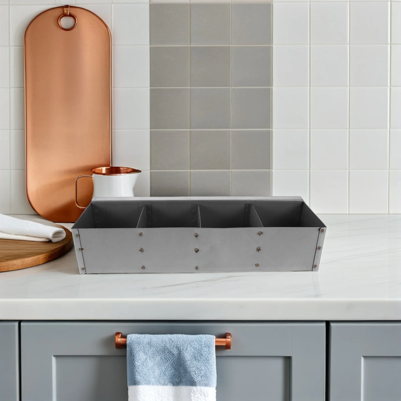 

Hanging Spice Rack Commercial Grill Seasoning -Saving Organizer Outdoor Bbq Spice Storage Rack for Charcoal Outdoor