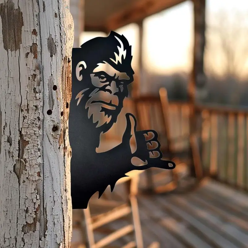 CIFBUY Bigfoot-Wandkunst aus Eisen, langlebige Outdoor-Metall-Hängedekoration, lustiges Bigfoot-Affen-Design für Garten, Terrasse, Hof, rustikaler Akzent