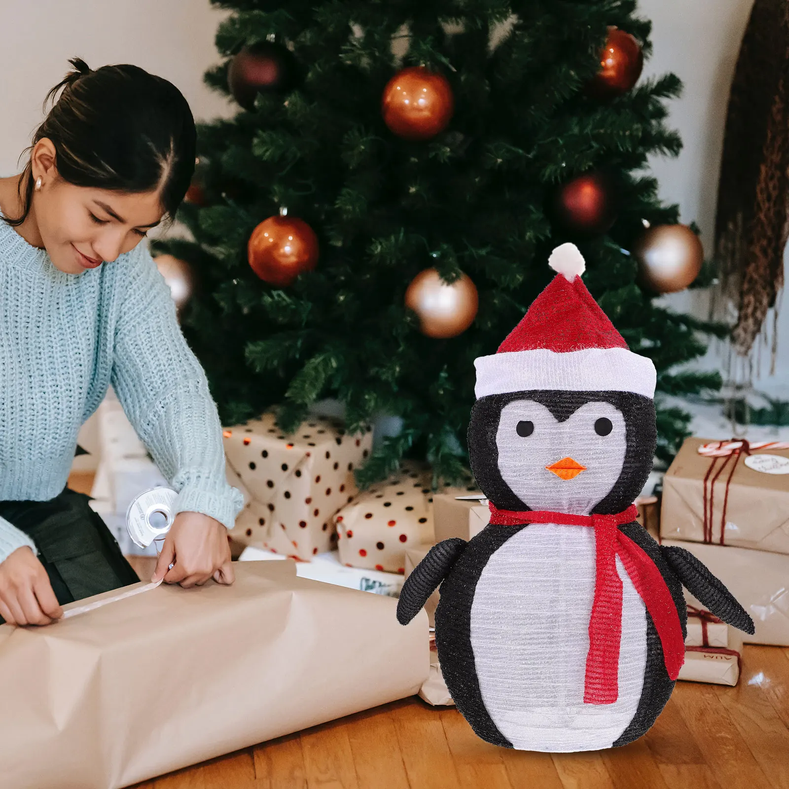 

1Pcs Christmas Penguin Ornament Luminous Xmas Decor for Home Party Shop Mall Living Room Study Glow Christmas Adornment