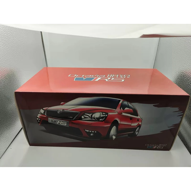 Model samochodu Octavia RS 2011, skala 1:18, odlewany, ze stopu, symulacja, statyczny, kolekcjonerski, dekoracyjny, na prezenty świąteczne, zabawka, pamiątka.