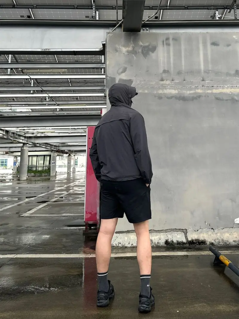 Herren Sommer-Kühljacke mit Sonnenschutz UPF50+, Schnelltrocknend, Atmungsaktiv, mit Kapuze, Windbreaker für Outdoor-Aktivitäten, Wandern, Camping, Radfahren – Detail 10