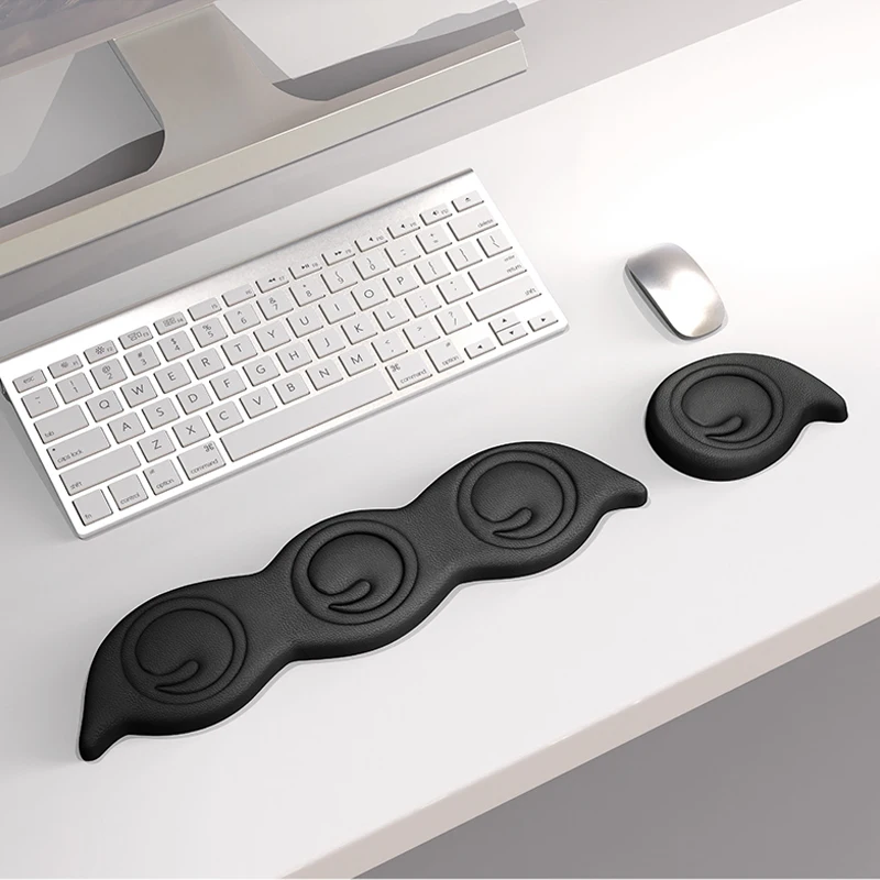 

Computer Keyboard and Mouse Wrist Rest Set Ergonomic mouse wrist rest Relieves hand fatigue Suitable for office work and gaming
