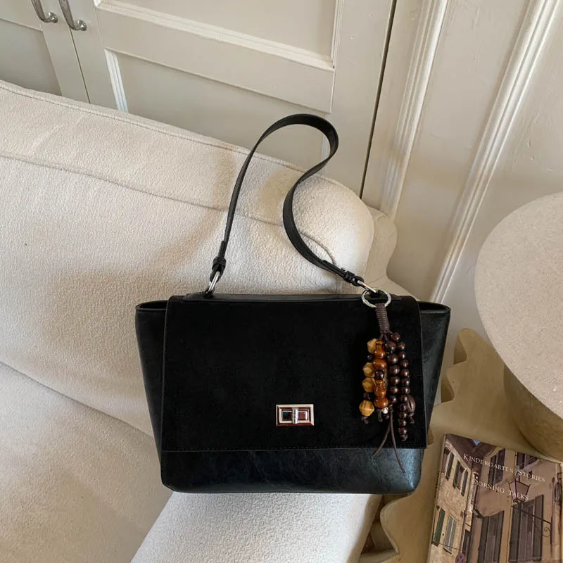 2025 Bolso retro para axila para mujer, bolso cruzado pequeño vintage, bolso de hombro Niche Luxe para desplazamientos