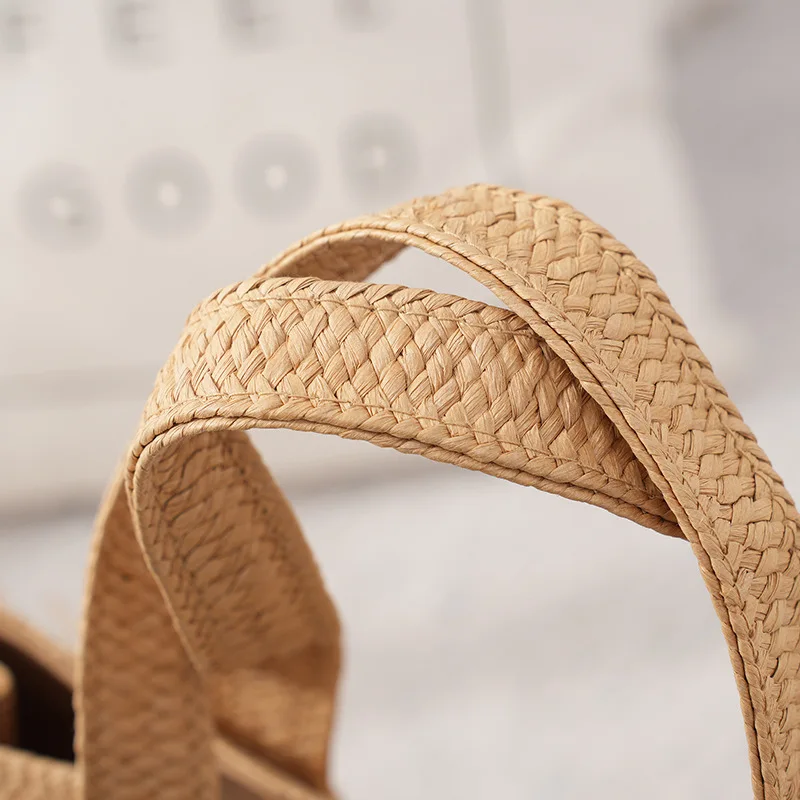 2025 Tassel Ladies Large Capacity Hand-woven Tote Rural Wind Beach Holiday Shoulder Designer Luxury Bag image 4