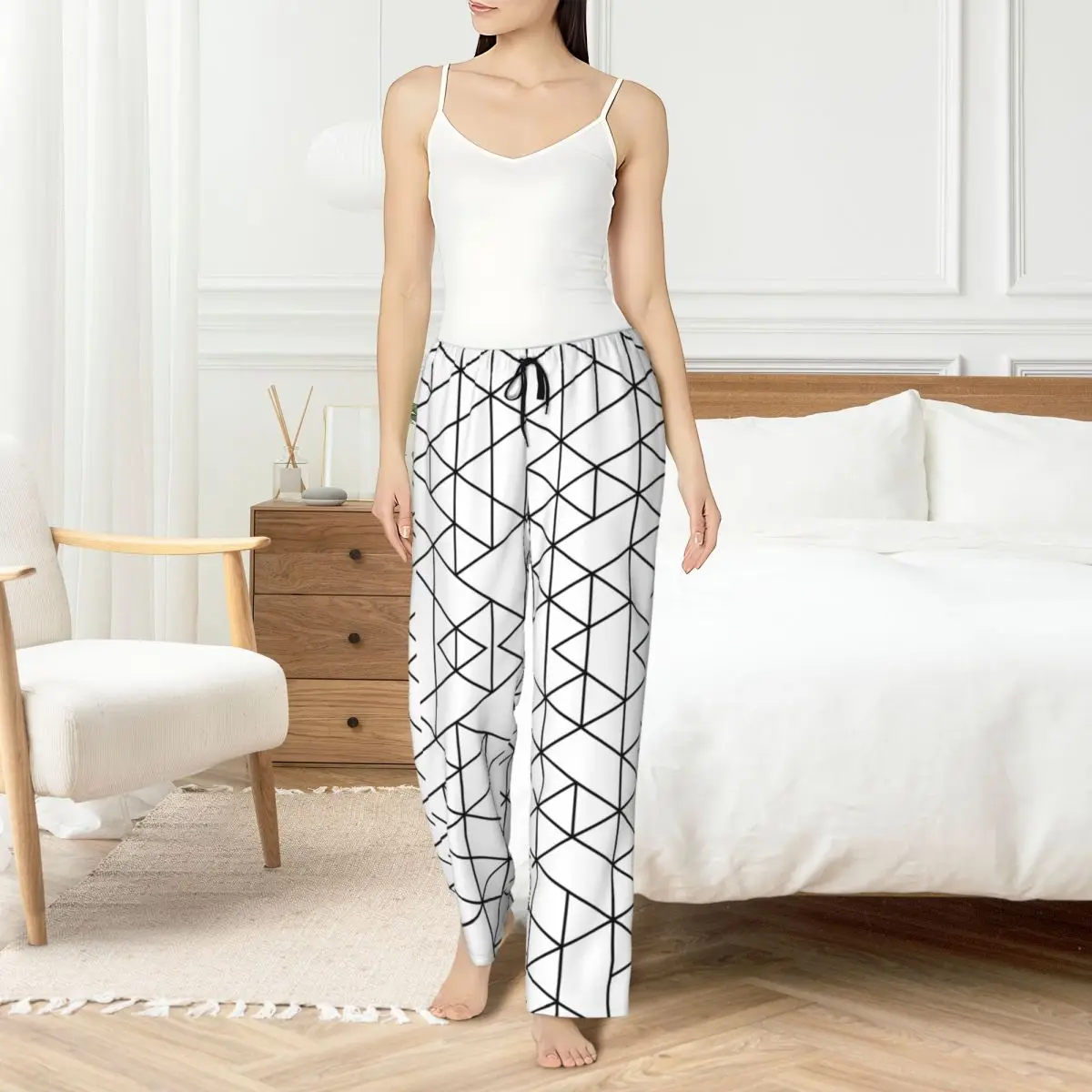 

Custom Women's Geometric Black White Triangles Pajama Pants Abstract Graphic Pattern Sleepwear Sleep Lounge Bottoms with Pockets