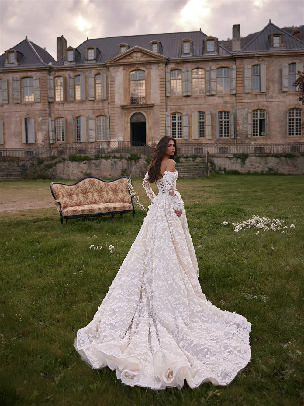 

Customized Boho Ivory Organza Wedding Dress Sexy Sweetheart Off the Shoulder Bridal Gown Soft A-Line Court Train Robe de mariée