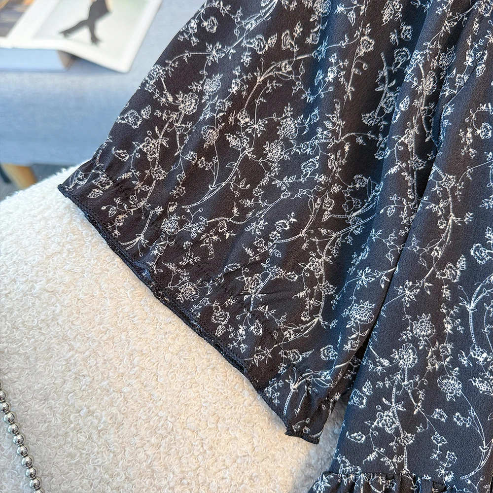 夏のレディースプラスサイズ半袖ワンピース ブラックプリントシフォンロングワンピース 2025新作 レディース服 デートワンピース 大きいサイズ