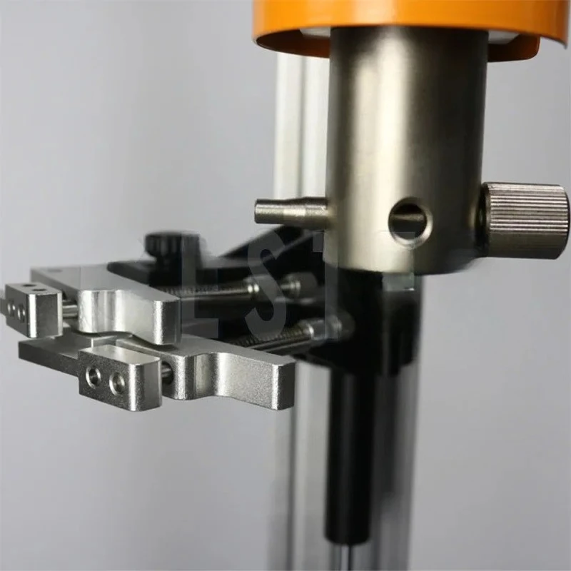 Universelle Laborausrüstung zur Materialprüfung