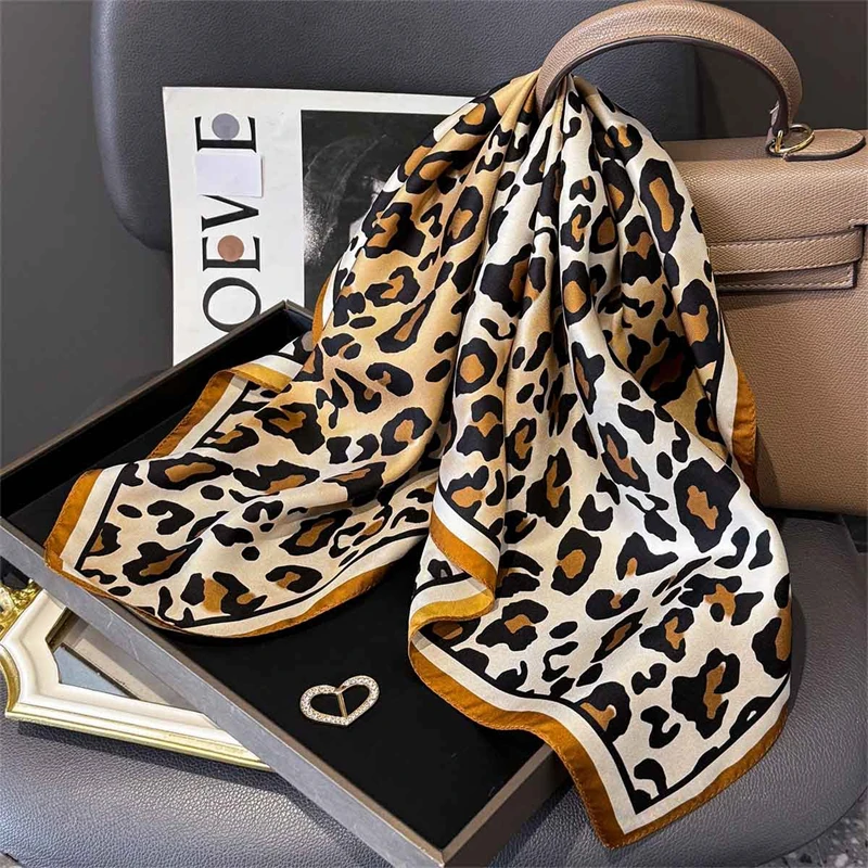 

14mm 100% Twill Silk Square Scarf for Women 65cm Neck Tie Neckerchief Double side Female Foulard Headband Hijab Shawl Bandana