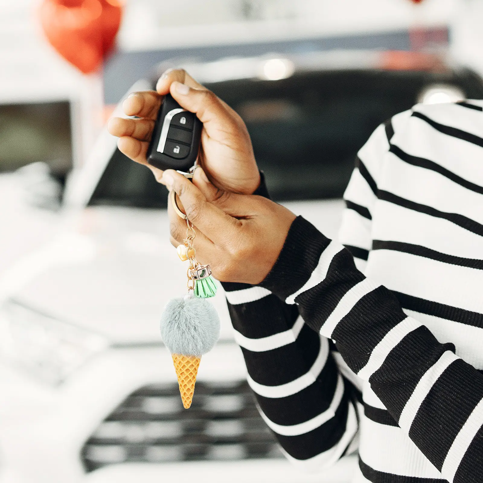 

Набор из 3 брелоков-мороженых: мягкие брелоки для ключей, подвески для автомобиля, украшения для рюкзака, декор в виде мороженого