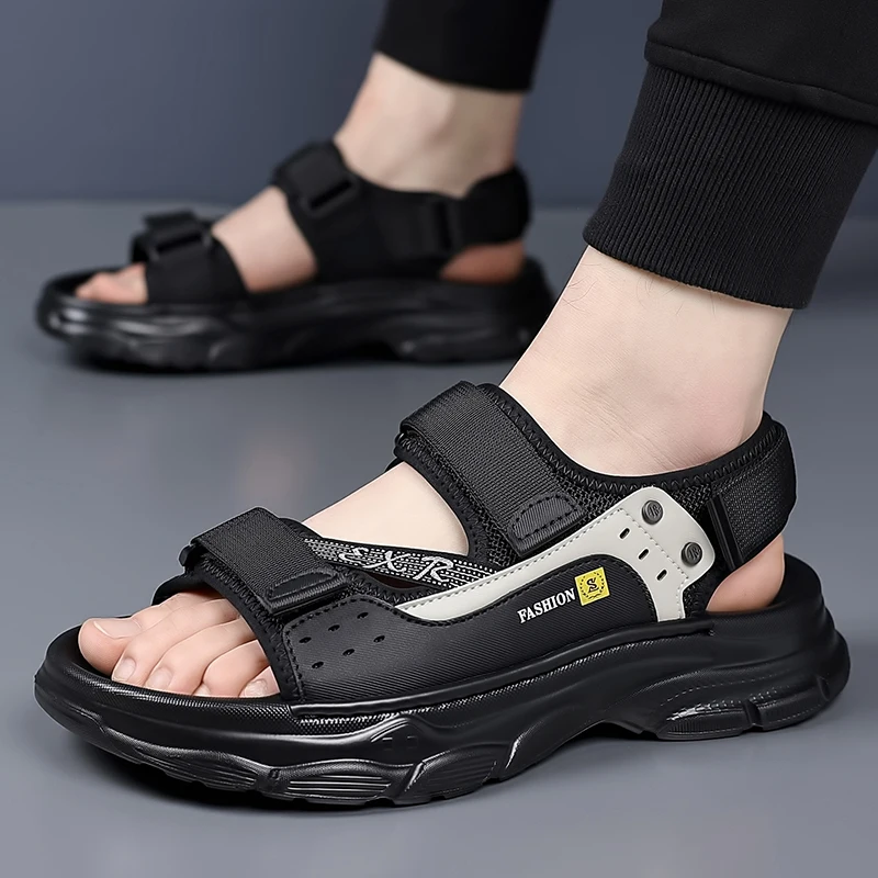 

A Pair of Men's New Summer Casual Shoes, Fashionable Sports Trendy Wear-Resistant Sandals, Cool Beach Shoes