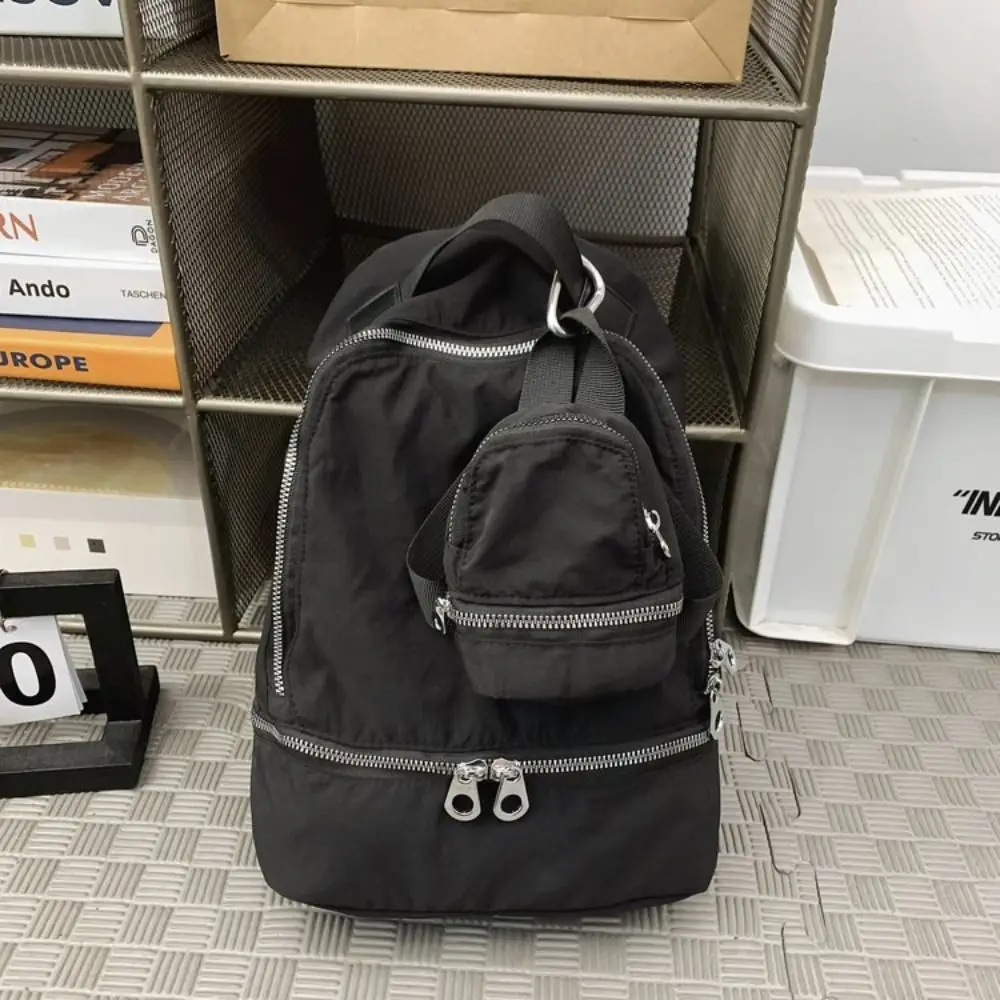 Simpatica mini zaino in nylon tinta unita, mini borsa a tracolla, portafoglio piccolo, borsa da appendere in stile coreano