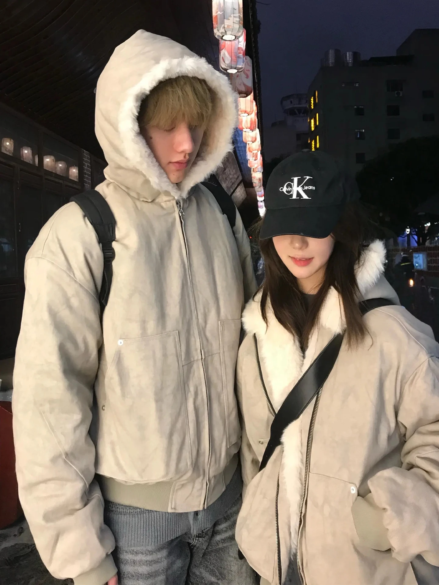 

Мужская утепленная зимняя хлопковая куртка с меховым воротником, с узором «Горный орел» на мраморном фоне, повседневная, приталенная, с длинными рукавами