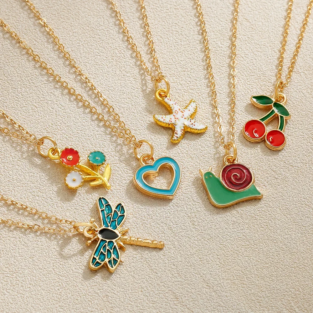 

Мультяшные дети, вишни в форме сердца, персонализированные модные аксессуары для одежды из сплава с каплями масла допамина