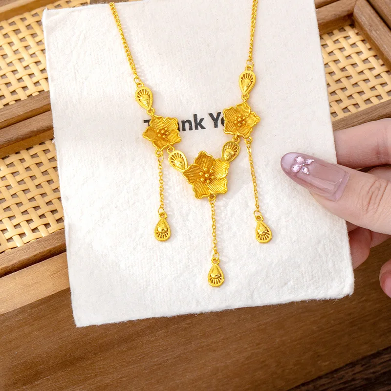 Vintage 24K Gold AU999 Three Life Flower Clavicle Chain, combines classic three life flower elements and fine gold craft