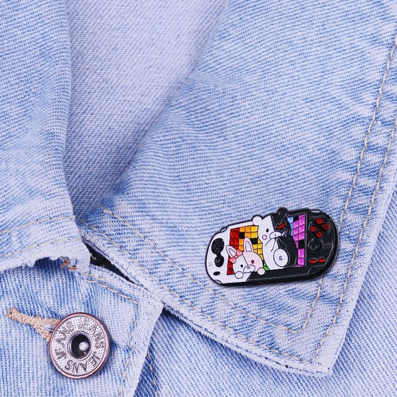 Hot Danganronpa 2 Handheld Console Monokuma Enamel Pin Cartoons Animal Bear Pink White Rabbit Monomi Brooch Fashion Gifts view 3