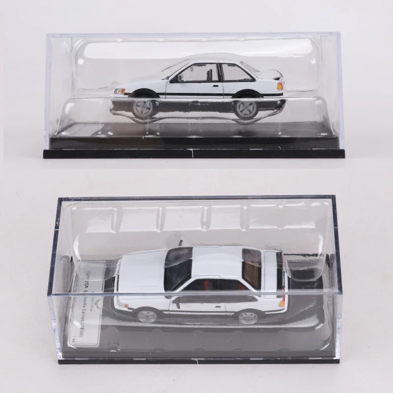 DCT 1:64 AE86 Model samochodu ze stopu