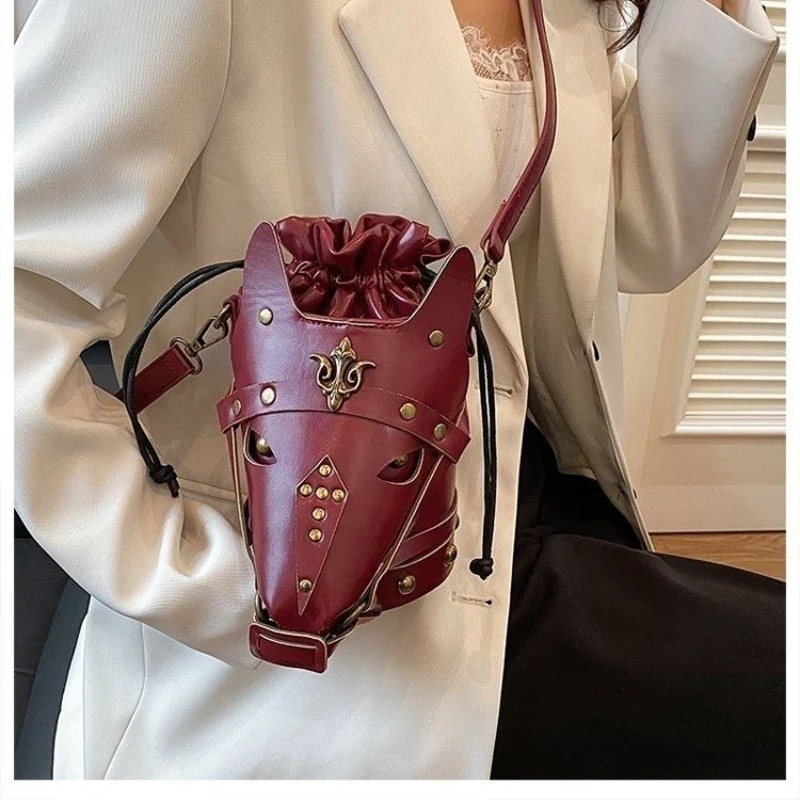 Hot-selling Bags Women' Medieval Retro Style Creative Horse Head Women' Shoulder Messenger Bag Niche Design Street Individuality
