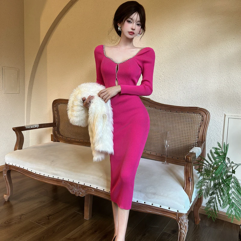 春の女性用高級ダイヤモンドVネックニットスリムパーティードレスヴィンテージエレガントファッション長袖セクシーボディコンドレス女性用