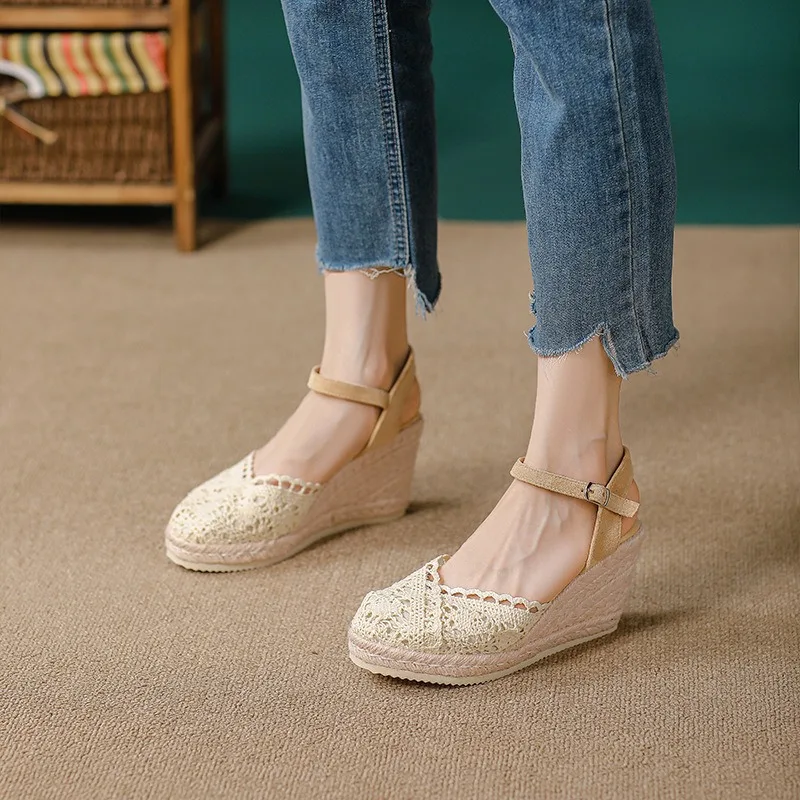 

2026 New Ladies Closed Toe Wedge Heel Sandals Hollow Knit Upper Ankle Buckle Strap Espadrilles Comfort Soft Sole Walking Shoes