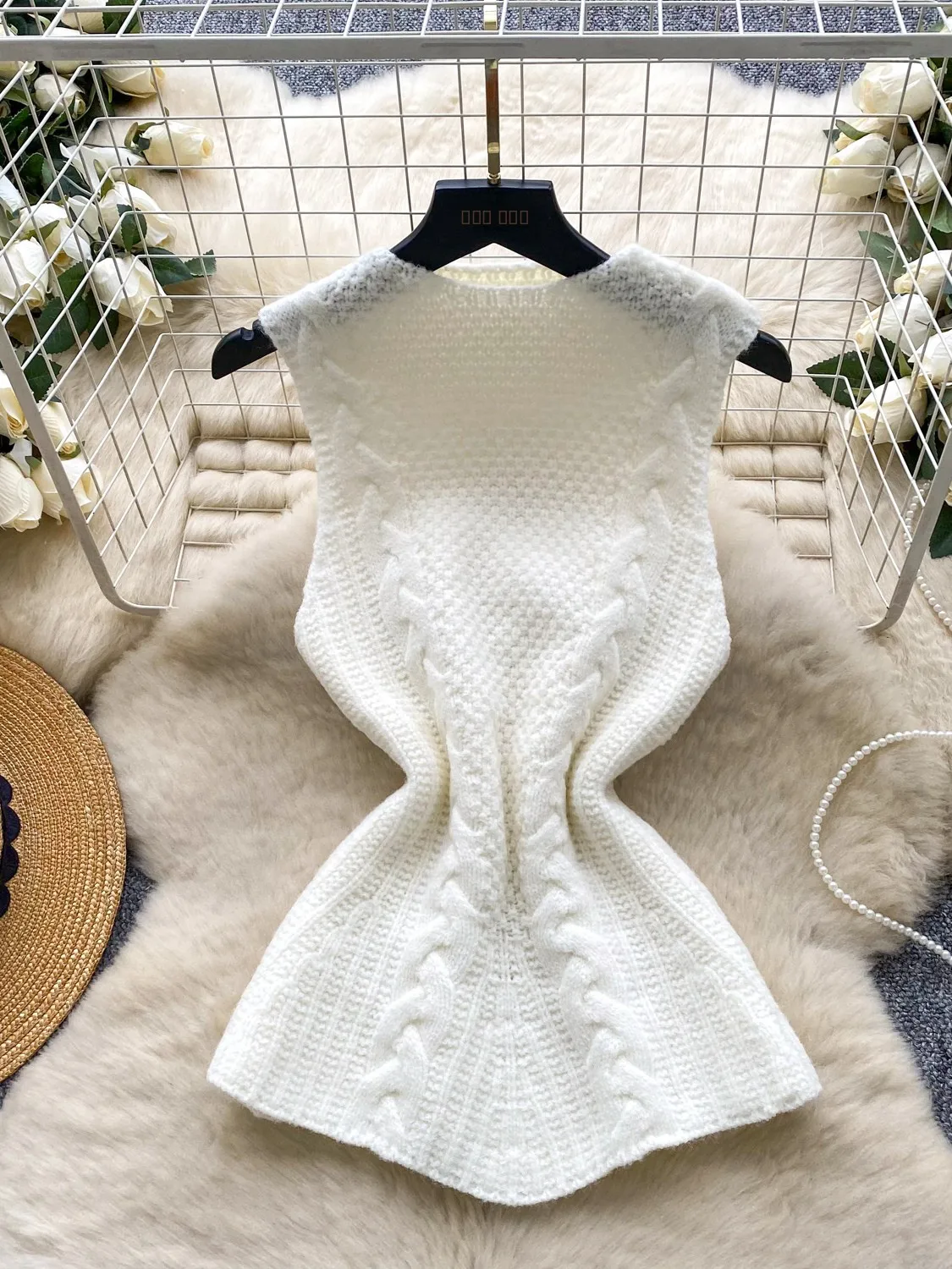 

Утягивающий вязаный жилет, женский модный винтажный твист-дизайн, высококачественный универсальный облегающий топ на бретелях